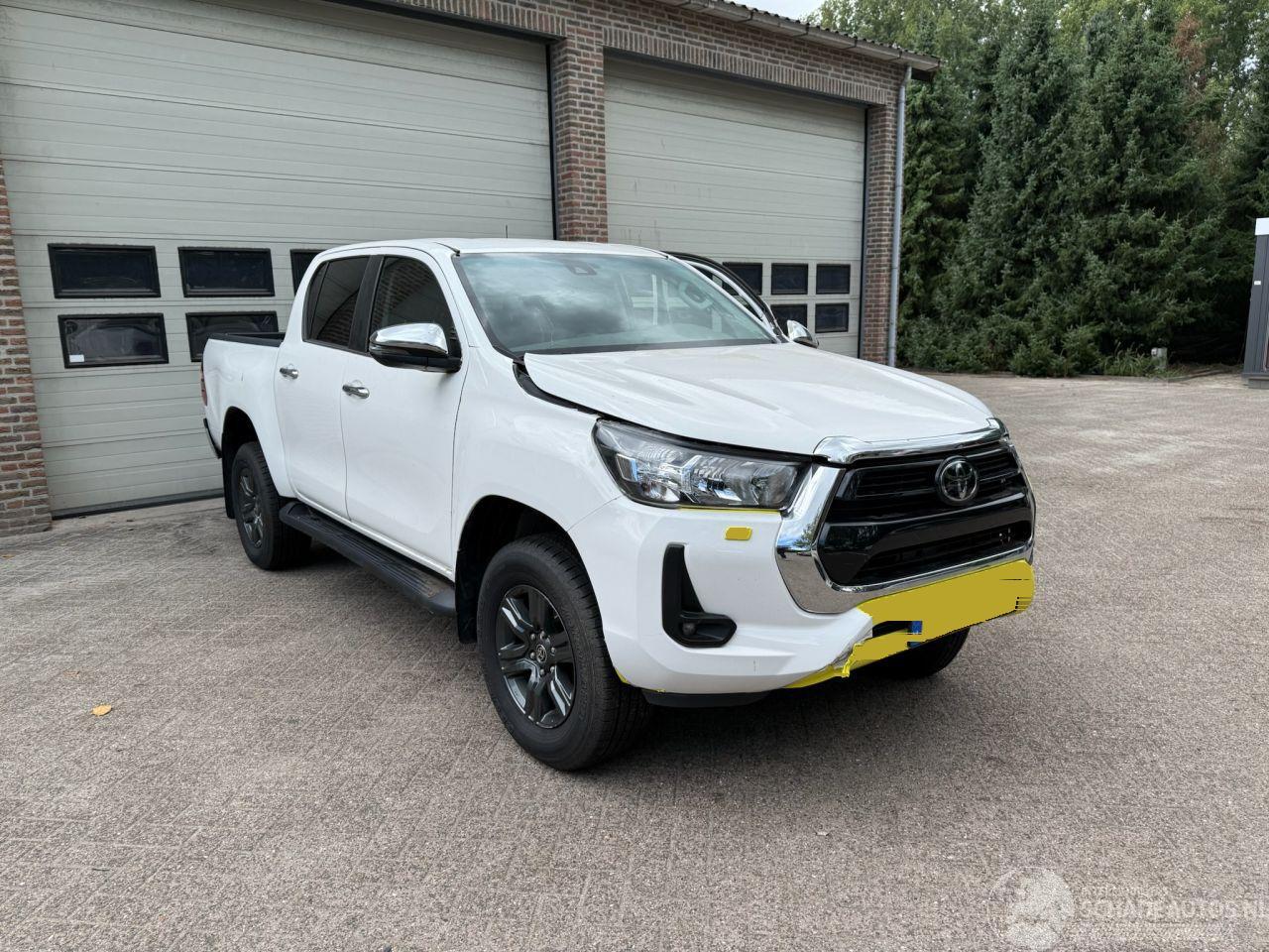 Toyota Hilux 2.4 D-4D Double Cab Automaat 19554 Km !