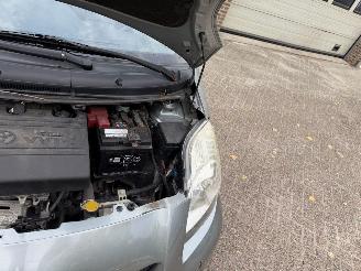 Toyota Yaris 1.3 VVTi Automaat Airco 136825 Km NAP ! picture 12