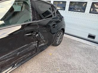 Peugeot e-208 EV Allure Pack 50 kWh Navi Clima NAP ! picture 16