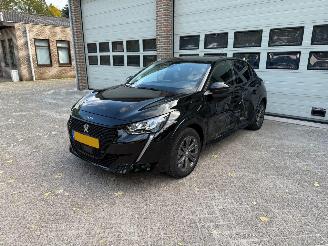 Peugeot e-208 EV Allure Pack 50 kWh Navi Clima NAP ! picture 2