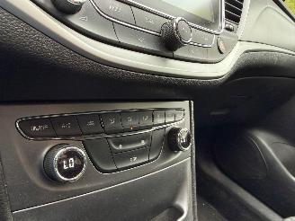 Opel Astra 1.0 Online Edition Cruise Navi Clima NAP ! picture 11