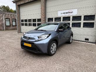 Schadeauto Toyota Aygo X 1.0 VVT-i MT Play Cruise Navi 7826 Km NAP ! 2024/11