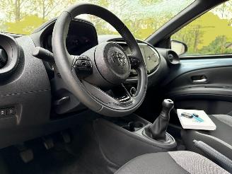 Toyota Aygo X 1.0 VVT-i MT Play Cruise Navi 7826 Km NAP ! picture 7