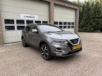 Schadeauto Nissan Qashqai 1.3 DIG-T Tekna+ Pano Navi Clima NAP ! 2019/9