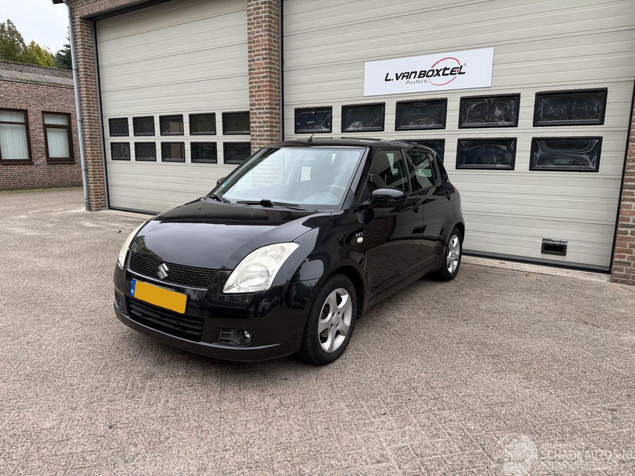 Suzuki Swift 1.5 Exclusive Automaat Airco NAP !
