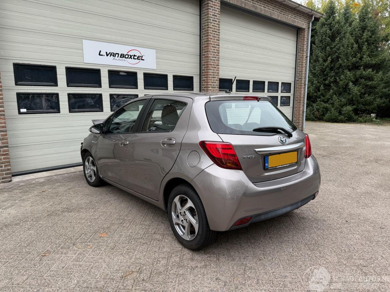 Toyota Yaris 1.5 Hybrid Lease Navi Airco NAP !