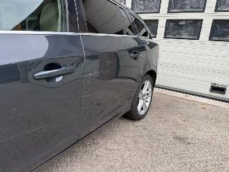 Volvo V-60 2.4 D6 Plug-In Hybrid Automaat Schuifdak NAP ! picture 18