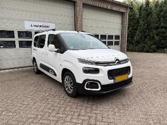 krockskadad bil auto Citroën Berlingo 1.2 Puretech Live 7P Cruise Navi Clima 91969 Km ! 2019/1
