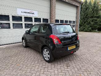 Suzuki Swift 1.3 Base 105883 Km NAP ! 1e Eigenaar ! picture 3