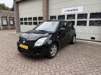 Suzuki Swift 1.3 Base 105883 Km NAP ! 1e Eigenaar ! picture 2