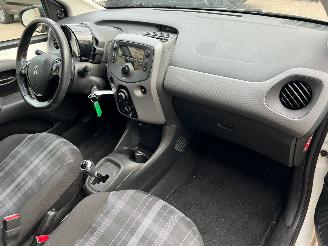 Peugeot 108 1.0 e-VTi Active Automaat 64422 Km NAP ! picture 7