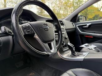Volvo V-60 2.4 D6 AWD Plug-In Hybrid Automaat Schuifdak picture 9