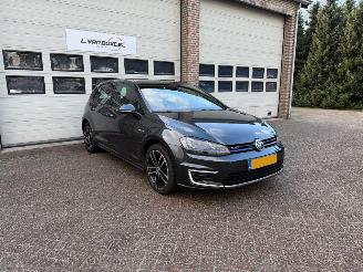 skadebil auto Volkswagen Golf 1.4 TSI GTE Pano Leder NAP ! 2015/9