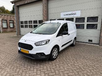 škoda dodávky Ford Transit Courier Van 1.5 TDCI Duratorq S&S NAP ! 2023/4