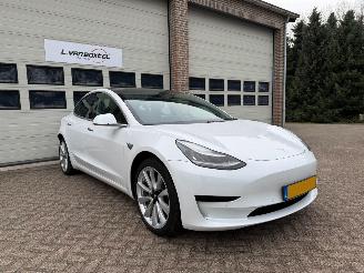 Tesla Model 3 Standard RWD Plus 60 kWh Pano Leder 96701 Km NAP ! picture 2
