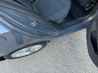 Volkswagen Golf 1.0 eTSI Life Business Automaat Navi Clima 88090 Km ! picture 15