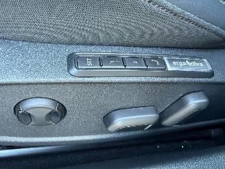 Volkswagen Golf 1.5 eHybrid 50 Edition PHEV Automaat Memory Clima 60017 Km NAP ! picture 6