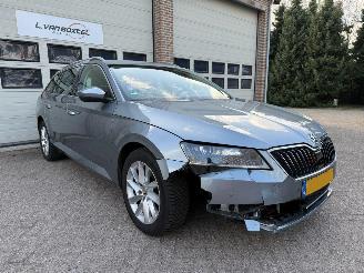 Skoda Superb 1.5 TSI ACT Automaat Navi Clima Cruise picture 2