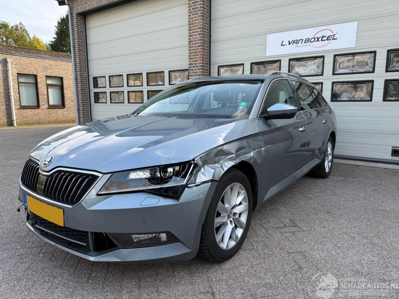 Skoda Superb 1.5 TSI ACT Automaat Navi Clima Cruise