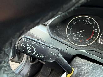 Skoda Superb 1.5 TSI ACT Automaat Navi Clima Cruise picture 8