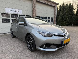 Voiture accidenté Toyota Auris 1.8 Hybrid Edition S+ Navi Clima Cruise 2017/12