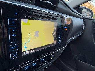 Toyota Auris 1.8 Hybrid Edition S+ Navi Clima Cruise picture 16