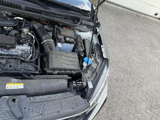 Volkswagen Taigo 1.0 TSI R-Line Automaat Pano 42595 Km NAP 1e Eig ! picture 18