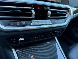 BMW 3-serie 330e Business Edition Plus Automaat Leder NAP ! picture 14