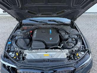BMW 3-serie 330e Business Edition Plus Automaat Leder NAP ! picture 15