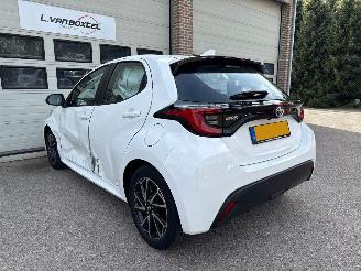 Toyota Yaris 1.5 Hybrid Dynamic Navi Clima Cruise 35316 Km NAP ! picture 4