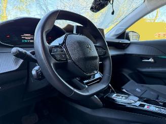 Peugeot e-208 EV Allure 50 kWh Navi Clima 69378 Km NAP ! picture 8