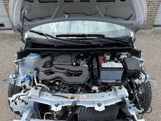 Toyota Aygo X 1.0 VVT-i MT Airco Cruise 13964 Km NAP ! picture 13