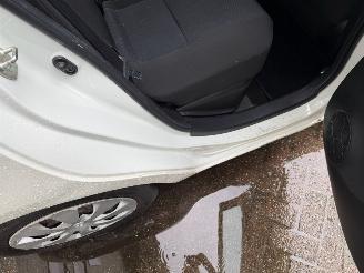 Toyota Yaris 1.5 Full Hybrid Aspiration Automaat Navi Clima 92628 Km ! picture 17