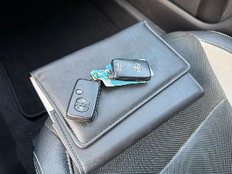 Toyota Avensis 1.8 VVT-i Business Pro Automaat Pano Navi Clima picture 11