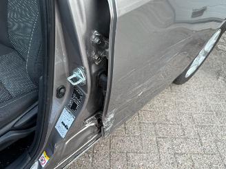 Toyota Auris 1.8 Hybrid Aspiration Navi Clima 51806 Km NAP ! picture 20