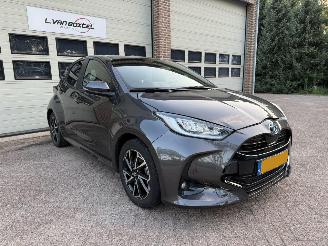 Vaurioauto  passenger cars Toyota Yaris 1.5 Hybrid 130 GR Sport Navi Clima 10828 Km ! 2024/2