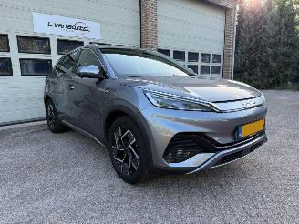 Vaurioauto  passenger cars BYD Atto 3 Comfort 60 kWh Pano Leder 65704 Km NAP ! 2024/7