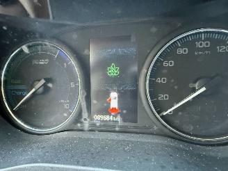 Mitsubishi Outlander 2.4 PHEV Pure Navi Clima Cruise 89684 Km NAP ! picture 7