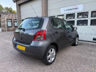 Toyota Yaris 1.3 VVTi Idols Airco picture 3