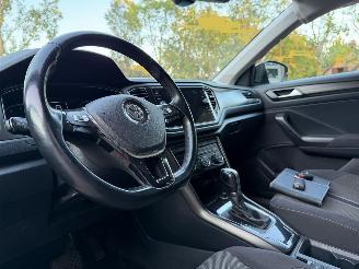Volkswagen T-Roc 1.5 TSI Sport Automaat Navi Clima Cruise picture 9