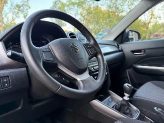 Suzuki Vitara 1.4 Boosterjet Select SH Navi Clima Cruise 72678 Km NAP ! picture 8