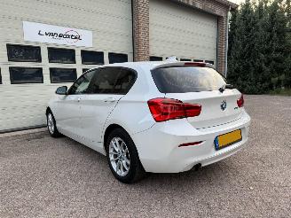 BMW 1-serie 120i Sport Automaat Navi Clima picture 4