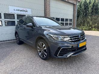 Damaged car Volkswagen Tiguan 1.5 TSI R-Line Automaat Virtual Navi Clima NAP ! 2023/11
