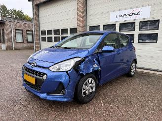 Hyundai I-10 1.0i Comfort Navi Airco Cruise NAP ! picture 2