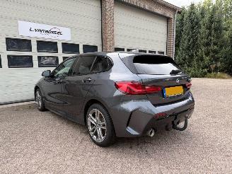 BMW 1-serie 118i M-Sport Automaat Pano Navi Clima picture 3