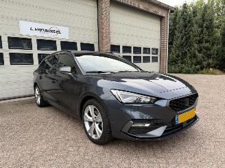 krockskadad bil auto Seat Leon 1.0 eTSI FR Intense Automaat Navi Clima NAP ! 2023/8