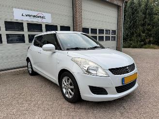 damaged passenger cars Suzuki Swift 1.2 Summer EASSS Navi Airco 138564 Km NAP ! 2012/7