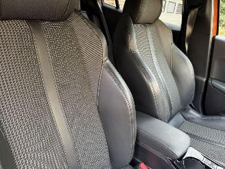 Peugeot 2008 1.2 PT GT-Line Navi Clima picture 7