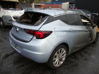Opel Astra  picture 3