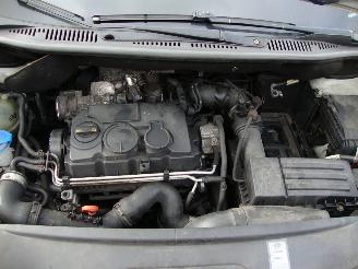 Volkswagen Caddy Combi  picture 7